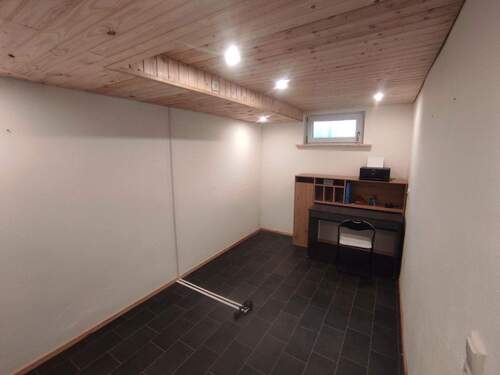 Büro/Hobbyraum KG - 