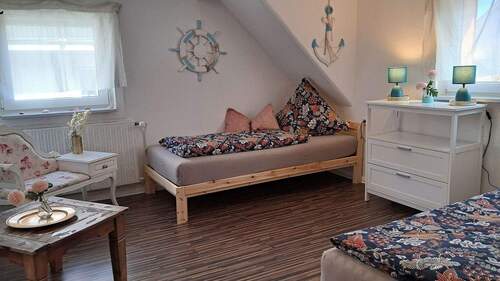 Hinterzimmer OG hinten - 