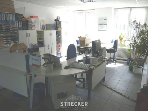 Empfang - Büro mit 470,00 m&sup2; in Karlsruhe zur Miete