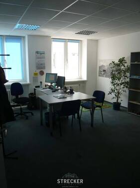 Büro 3 - 