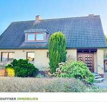 Großzügiges Raumwunder auf traumhaftem Grundstück - 8 Zimmer für Ihre Wohnträume in Rendsburg