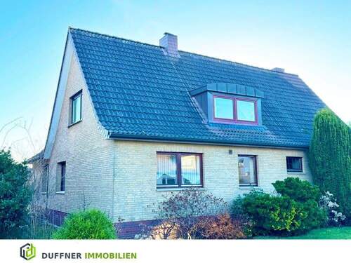 Haus - 8 Zimmer Einfamilienhaus zum Kaufen in Rendsburg