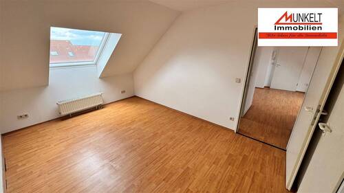 Schlafen - Etagenwohnung mit 44,00 m² in Zeitz zur Miete