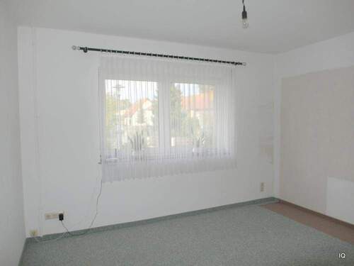 Kinder- oder Arbeitszimmer - 