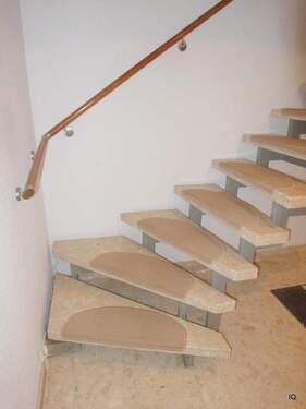 Aufgang zum Dachgeschoss - 