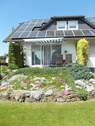 Ansicht Gartenseite und Dach mit PV-Anlage - 8 Zimmer Einfamilienhaus in Torgau