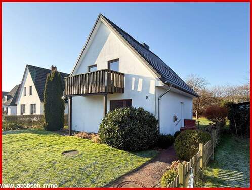 Nord-Ost-Ansicht - Platz für die ganze Familie - Wohlfühlhaus mit Charme und Gartenidylle in naturnaher Lage