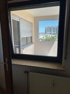 Blick Küche Balkon.jpg - 