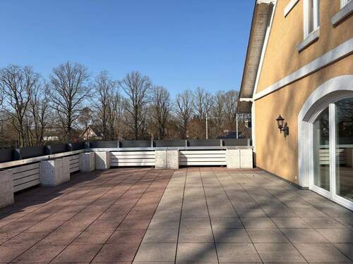 Dachterrasse.JPG - Etagenwohnung mit 154,00 m&sup2; in Deinste zur Miete