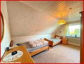 Schlafzimmer im Dachgeschoss - 