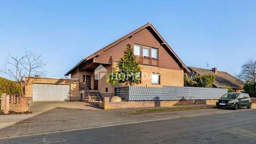Außenansicht 1 - Großzügiges Familienidyll mit Sauna, Südterrasse & Doppelgarage in ruhiger Lage von Meinersen