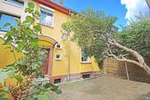 Hausansicht / Hofbereich - 