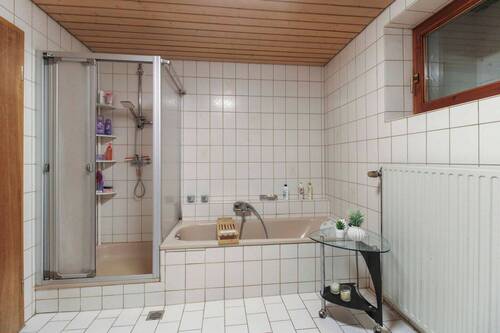 Badezimmer UG - 