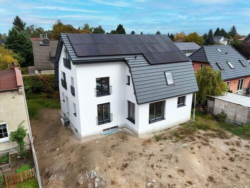 Bild 2 - 7 Zimmer Einfamilienhaus zum Kaufen in Berlin