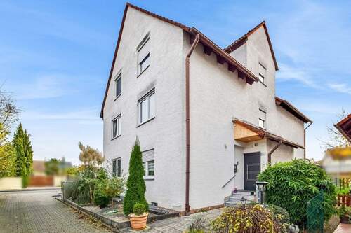 Straßenansicht - 5 Zimmer Doppelhaushälfte zum Kaufen in Groß-Umstadt