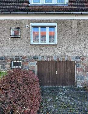 Zufahrt zur Garage - 