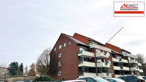Wohnhaus - neu renovierte Wohnung im ersten Obergeschoß
