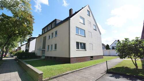 Seitenansicht - Vermietetes Mehrfamilienhaus im Südwesten von Lippstadt