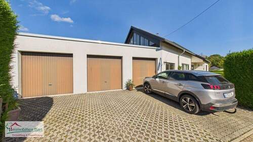 Straßenansicht - 6 Zimmer Einfamilienhaus in Mettlach / Orscholz