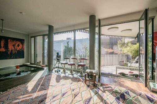 Blick in den Hof - 6 Zimmer Etagenwohnung in Berlin