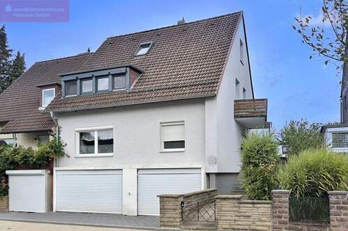 Gebäudevorderseite - Kernstadt - Haus auf Erbpacht - 349.000,00&nbsp;EUR Kaufpreis, ca.&nbsp; 127,00&nbsp;m&sup2;&nbsp;Wohnfl&auml;che