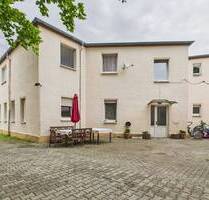 4 Wohnungen, Garagen und Lager - 480.000,00 EUR Kaufpreis, ca.  387,00 m² Wohnfläche in Leipzig (PLZ: 04249) Knautkleeberg-Knauthain