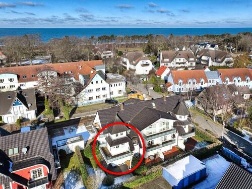 Luftbildaufnahme mit Blick zur Ostsee - 