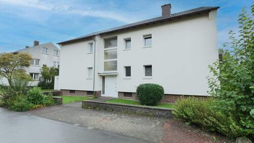 Titelbild - Gepflegtes 4-Parteien Haus in ruhiger Lage