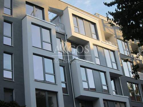 Hausansicht - Moderner Gewerberaum mit Schaufenster in Nähe Maybachufer