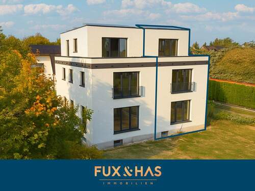 Bild 1 - Schöner Wohnen in Berlin-Kaulsdorf: Moderne Doppelhaushälfte mit durchdachtem Komfort!