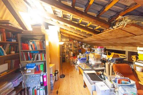 Dachboden mit Ausbaupotenzial - 