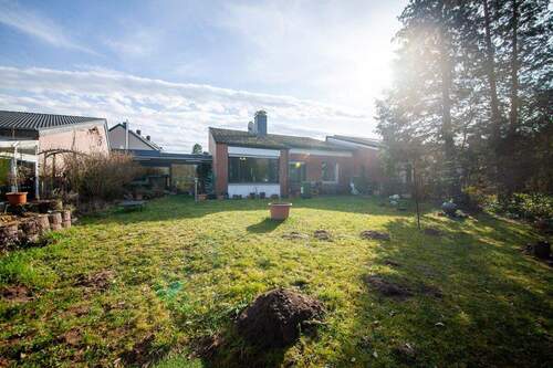 Großer Garten - 4 Zimmer Bungalow in Dieburg