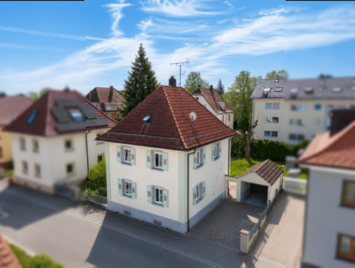 Hausansicht.png - Haus mit Geschichte und großem Garten – flexibel als Zweifamilienhaus oder Einfamilienhaus nutzbar