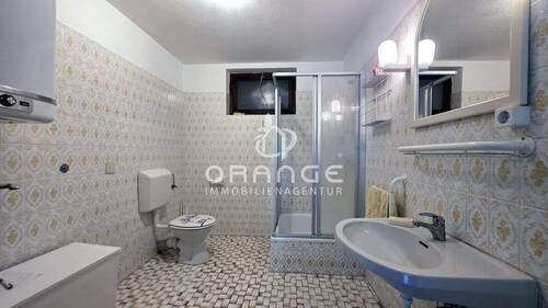 EG: Badezimmer - 