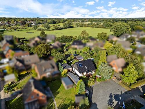 Luftbild - 5 Zimmer Einfamilienhaus in Delingsdorf