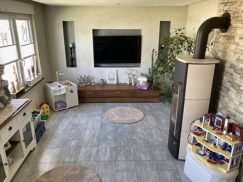Wohnzimmer - Doppelhaushälfte mit 120,00 m² in Wallhausen zum Kaufen