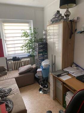 Arbeitszimmer - 1 Zimmer Mehrfamilienhaus, Wohnhaus zum Kaufen in Bad Lausick