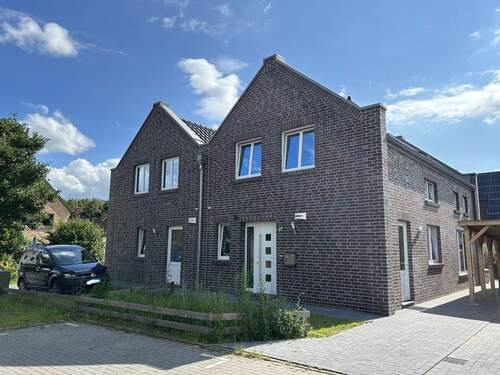 Referenzobjekt - Ihr neues Zuhause in Apen - Attraktive Doppelhaushälfte mit Wohlfühlfaktor