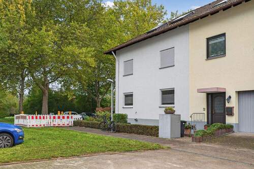 Aussenansicht - 4 Zimmer Etagenwohnung zum Kaufen in Karlsruhe / Durlach
