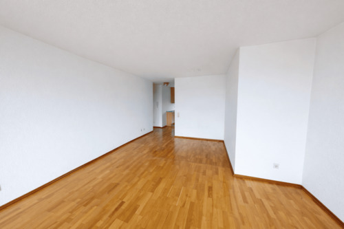 Wohn- & Esszimmer 2 - 3 Zimmer Etagenwohnung zum Kaufen in Stuttgart