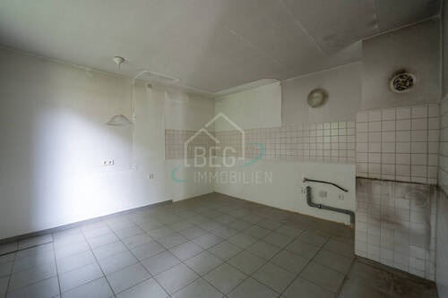 Küche Erdgeschoss - Einfamilienhaus mit 179,50 m² in Gaildorf zum Kaufen