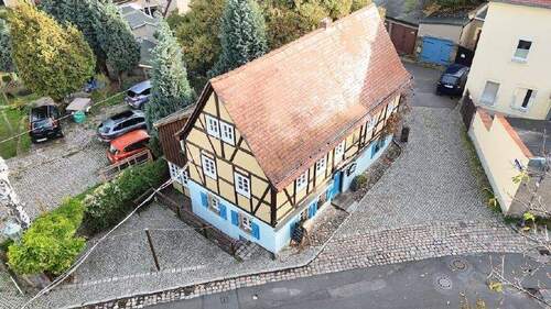 Hausansicht - 6 Zimmer Bauernhaus, Landhaus zum Kaufen in Dresden