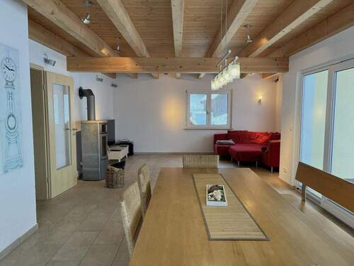 Wohnzimmer - 4 Zimmer Einfamilienhaus zur Miete in Baiersbronn