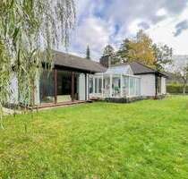 Ihr Rückzugsort im Grünen - charmanter Bungalow mit Gartenidylle und Entwicklungspotenzial - Ammersbek Schäferdresch