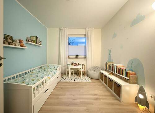 Kinderzimmer EG virtuell möbliert - 
