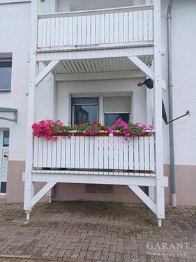 Balkon. - 4 Zimmer Etagenwohnung zum Kaufen in Pirmasens