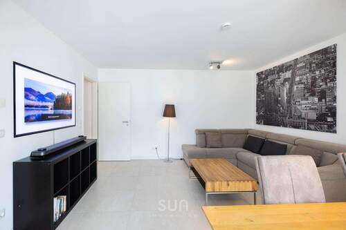 Beispiel Wohnzimmer - 2 Zimmer Etagenwohnung zur Miete in Frankfurt am Main