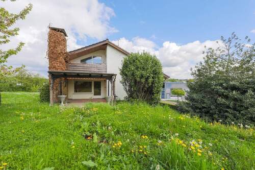 Rückansicht und Garten - 