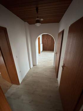 Hausflur im EG.JPG - 