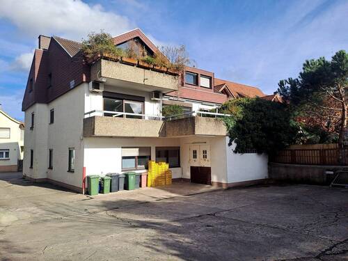 Hofansicht - 1 Zimmer Mehrfamilienhaus, Wohnhaus zum Kaufen in Dielheim